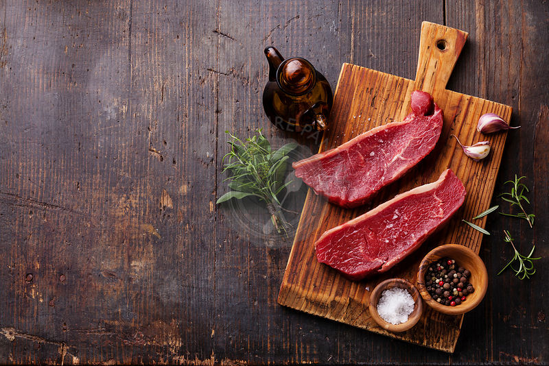 Bolehkah Daging Hewan Kurban Diberikan kepada Orang Kafir ?