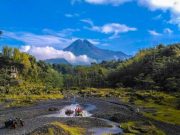 Potret Semangat Belajar Santri dari Lereng Gunung Merapi
