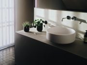 Bolehkan Berbicara di Kamar Mandi?