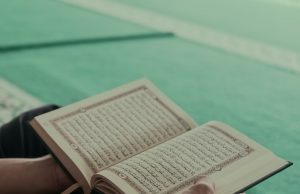 Telaah Kritis Hadis : Dosa Melupakan Hafalan Al Quran