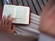 Pahala Menyimak Bacaan Al Quran