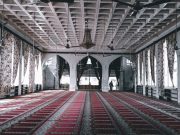 Selektif dalam Memilih Guru Serta Jauhi Ahli Bid’ah