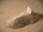 Mengkhususkan Hari Tertentu untuk Ziarah Kubur